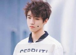 娱乐吃瓜王俊凯,娱乐圈的“吃瓜王”揭秘